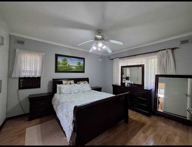 4 BEDROOM HOUSE TO LET IN MANORS